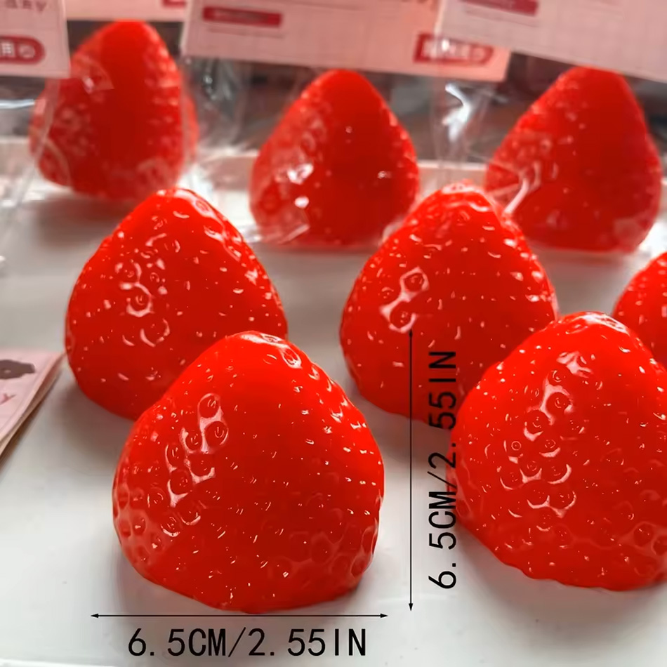 Squishy Big Strawberry Squeeze - Kids Toys Entertainer recension och pris
